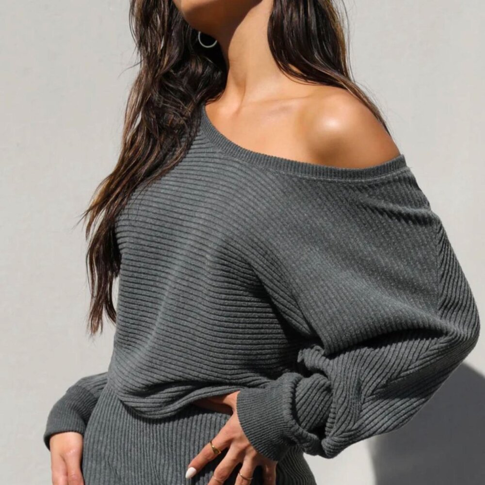 Joah Brown Slouchy Dolman Long Sleeve – Grey Rib Knit (O/S) – Rare / Sold Out
